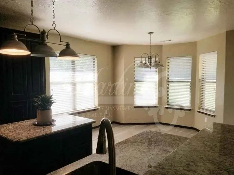 1502 Mesa Verde — Photo 5