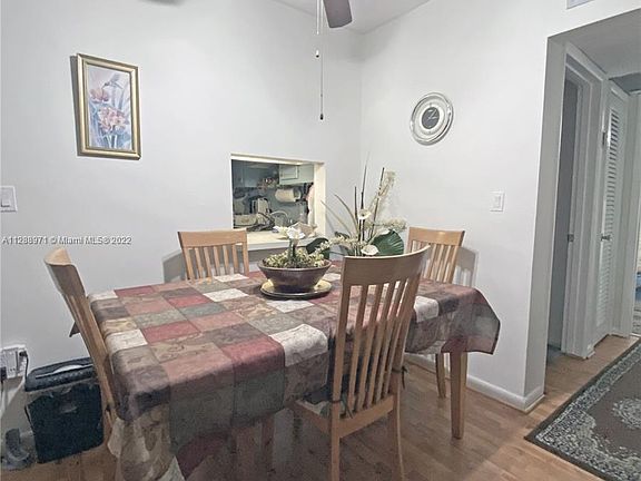 5th image of 18650 NE 18th Ave APT 132