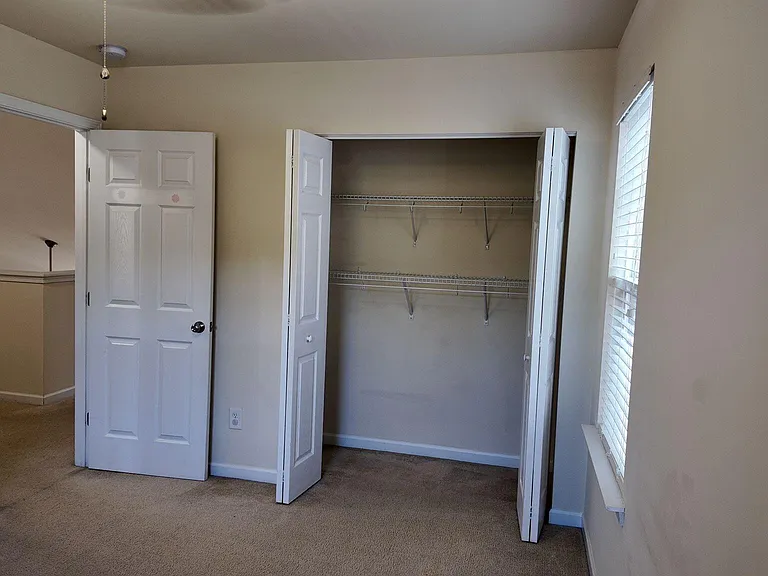 1113 Garden Square Ln — Photo 29
