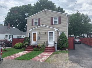 137 Ophelia St, Providence, RI 02909