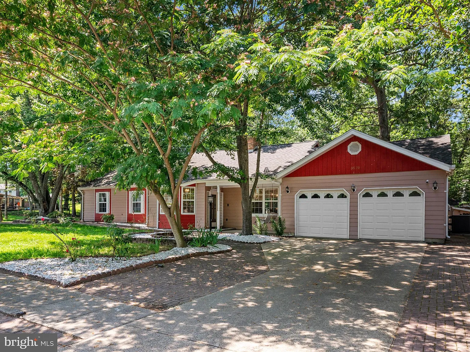 3570 Pine Cone Cir photo 1