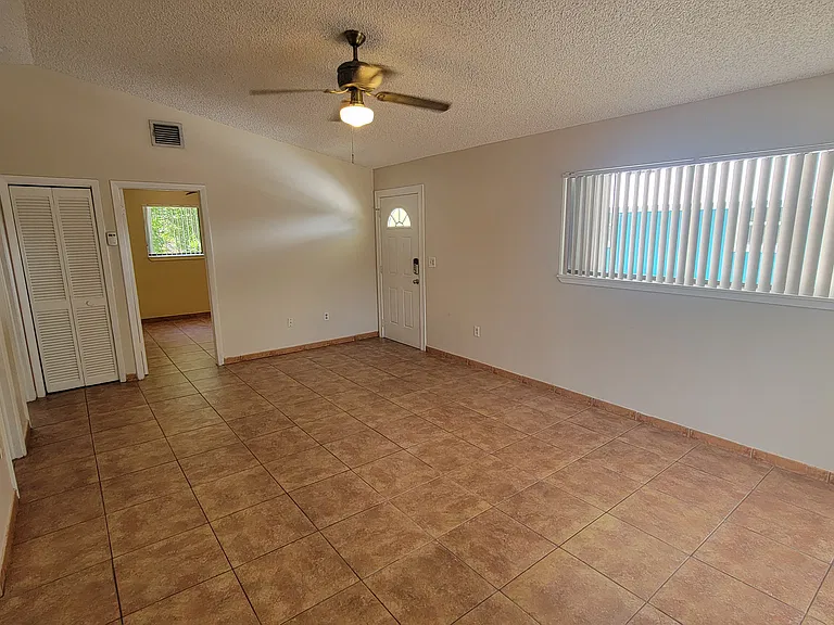 44 Gumbo Limbo Ave — Photo 6