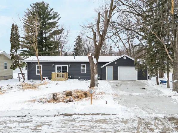 161 S Johnson St, Berlin, WI 54923