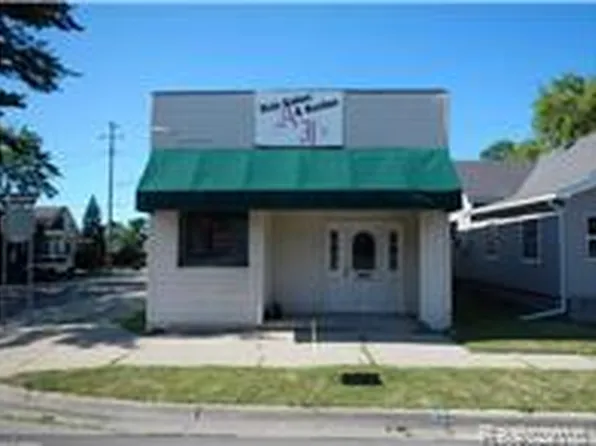 837 Griswold St, Pt Huron, MI 48060