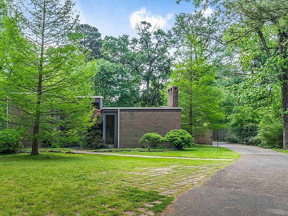 4th image of 414 Harper Dr