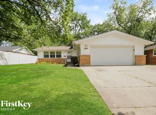 17113 Elm Dr, Hazel Crest, IL 60429