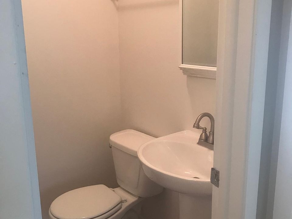1st image of 1221 Marbee Dr APT 8