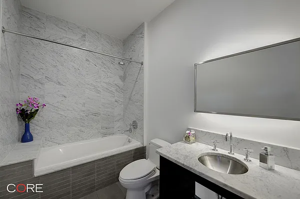 Rented by CORE | media 18