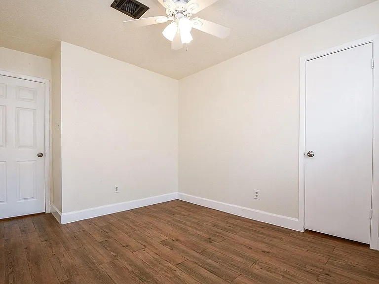 506 Dalewood Dr — Photo 7