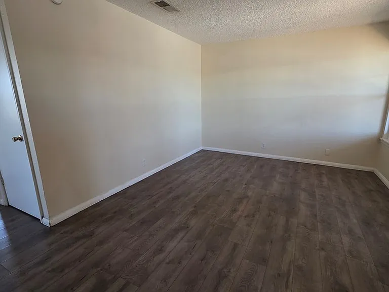 4701 W Illinois Ave #D — Photo 2