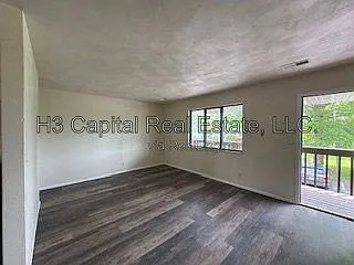 901 S 74th St #4 — Photo 3