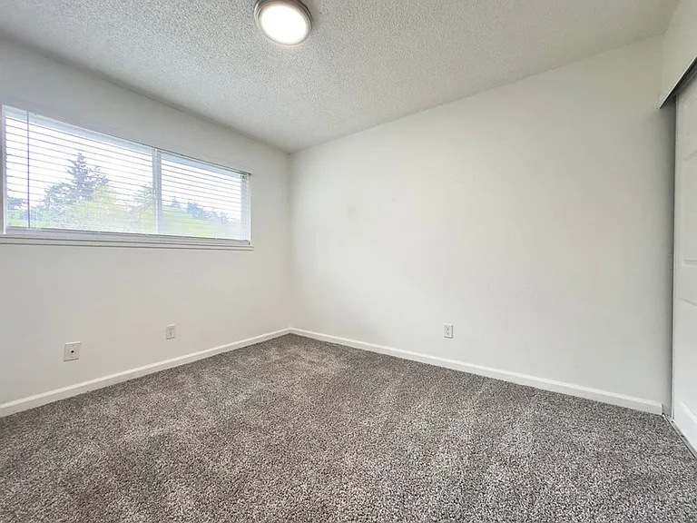 12590 SW Butner Rd — Photo 13