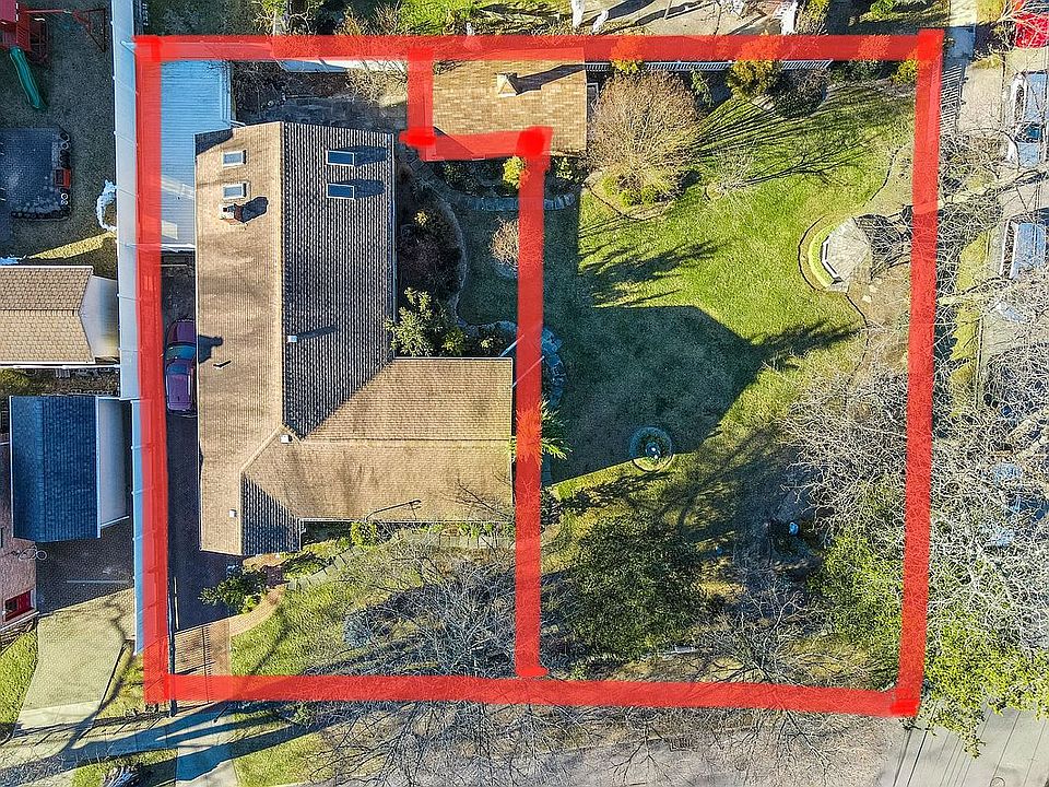 1st image of 35-32 221st St