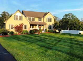 12 Madison Ct, Wallkill, NY 12589