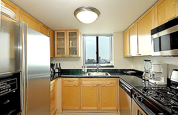 Rented by AIB Management Corp | media 21