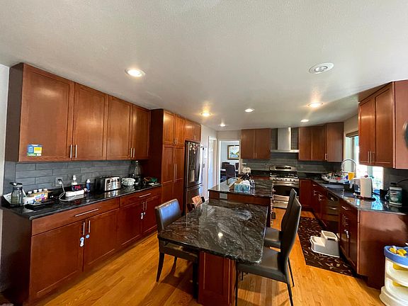2nd image of 14583 NE 58th St