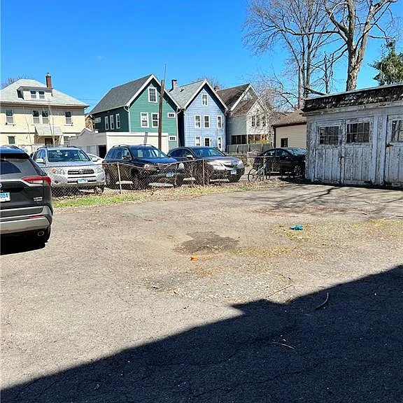 751 Orange St #1 — Photo 3