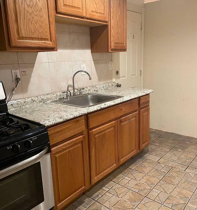 24603 Jericho Tpke FLOOR 2, Bellerose, NY 11426 Zillow