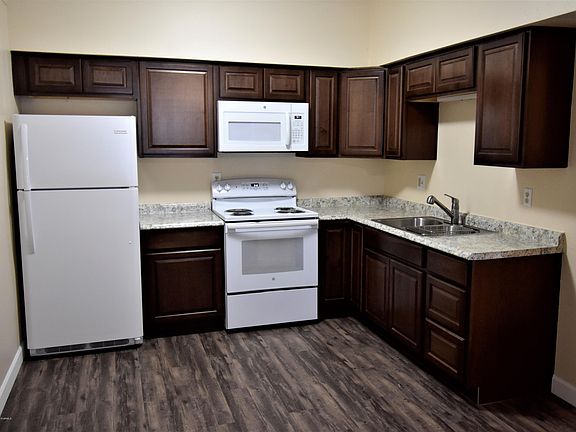4th image of 117 S Hardy Dr APT C