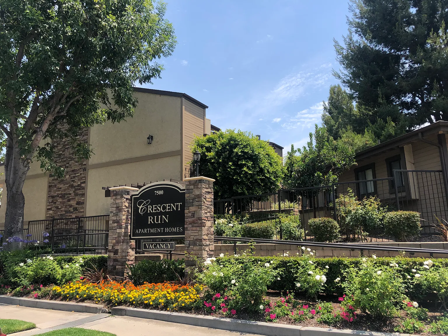 Crescent Run — Photo 1