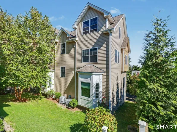 108 Seaside Avenue #16, Stamford, CT 06902