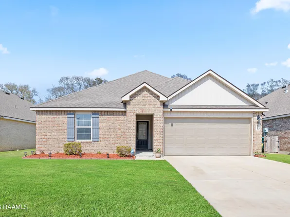 101 Batesburg Way, Youngsville, LA 70592