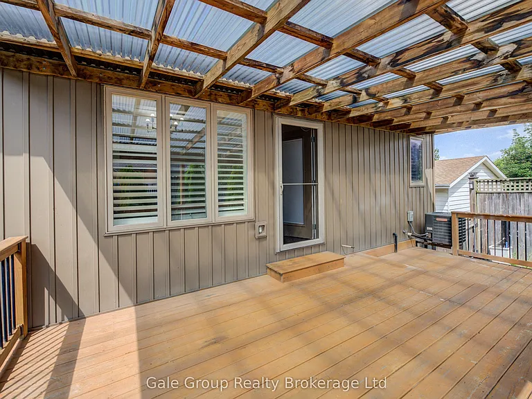151 Norwich Ave — Photo 37