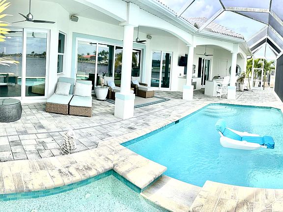 Pool and lanai area
