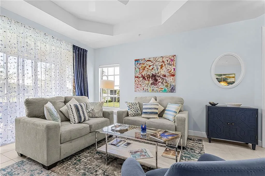 3 bed, 2.0 bath, 1381 sqft, $6,000 — Photo 3