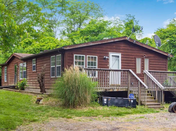 5425 Geiger Rd NE, Pleasantville, OH 43148