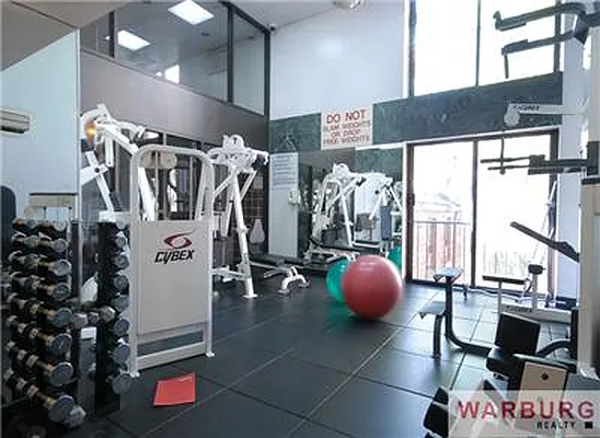 Sold by Warburg | media 31