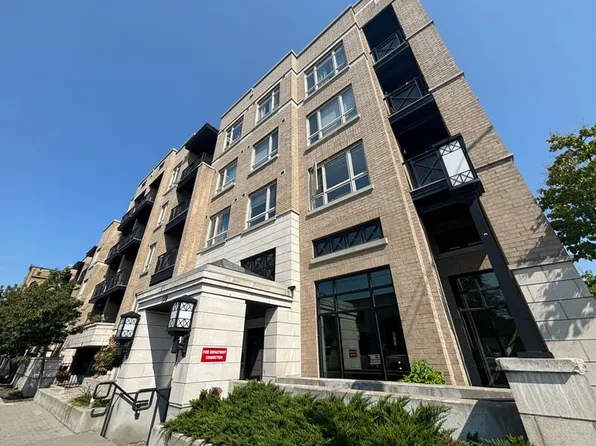 429 Kent St #413, Ottawa, ON K2P 1B5
