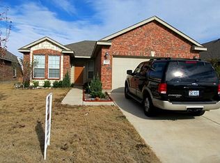 820 Sheryn Dr, Burleson, TX 76028