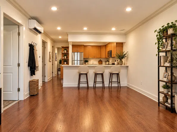 276 Devoe Street #4R, photo 2