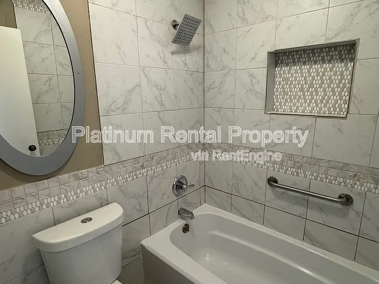 1555 Terrell Mill Pl SE #E — Photo 24