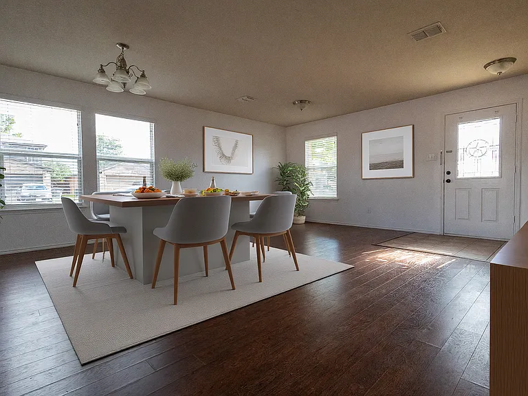 1601 Lionheart Dr — Photo 3