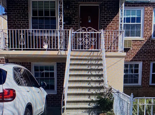 (undisclosed Address), Bronx, NY 10465