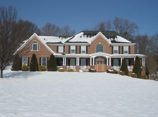 4022 Cloverland Dr, Phoenix, MD 21131