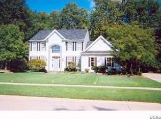 32258 Woodfield Dr, Avon Lake, OH 44012