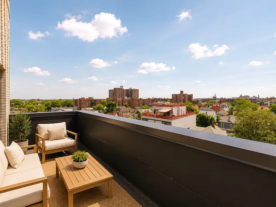 1629 Brooklyn Ave #607