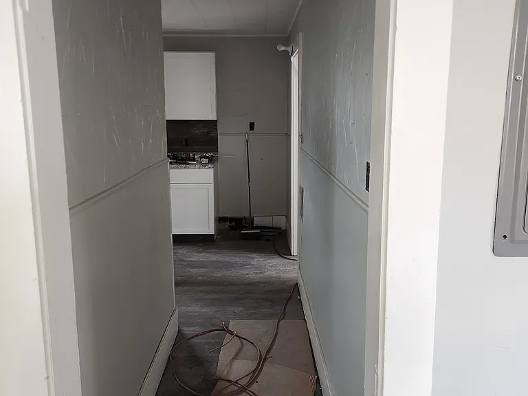 212 1st St NW #2 — Photo 9