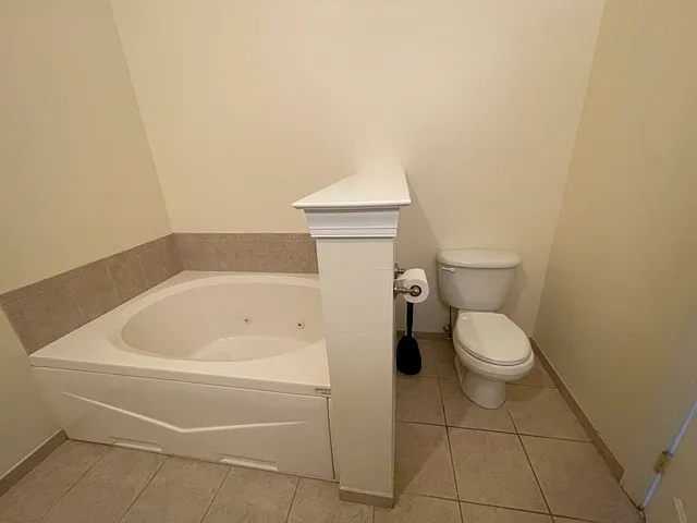 Primary Bathroom Jaccuzzi Tub