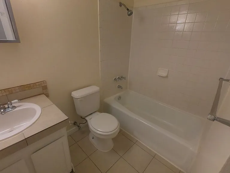 4955 Moorhead Ave #C — Photo 7