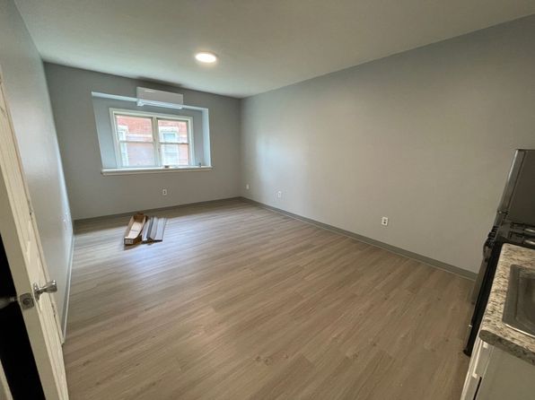 900 North St #14