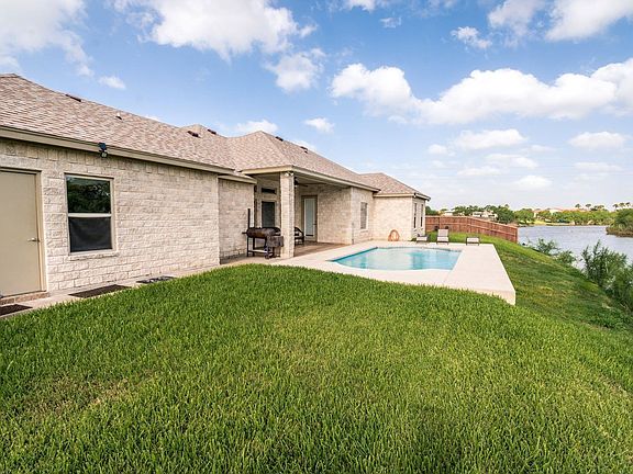 3rd image of 5972 Norma Pechero Ln
