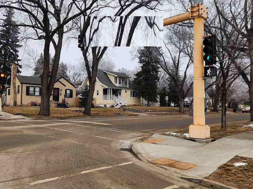 2nd image of 228 W Rosser Ave
