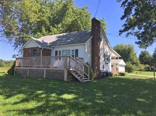 5917 Weaver Rd, Conneaut, OH 44030