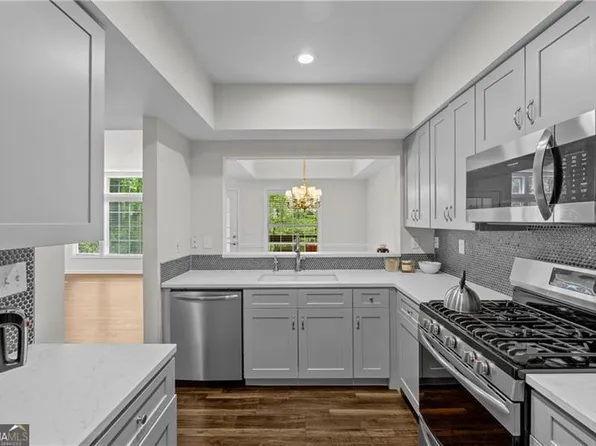 3636 Habersham Rd NW APT 2208, Atlanta, GA 30305