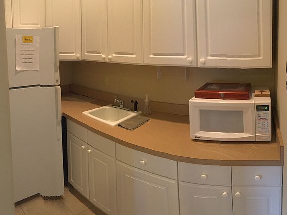 4th image of 1117 Loxahatchee Dr