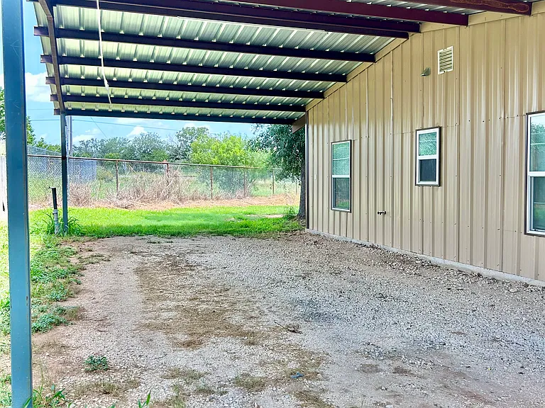 405 State Highway 132 N — Photo 16